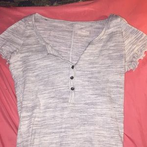 Hollister top XS never worn